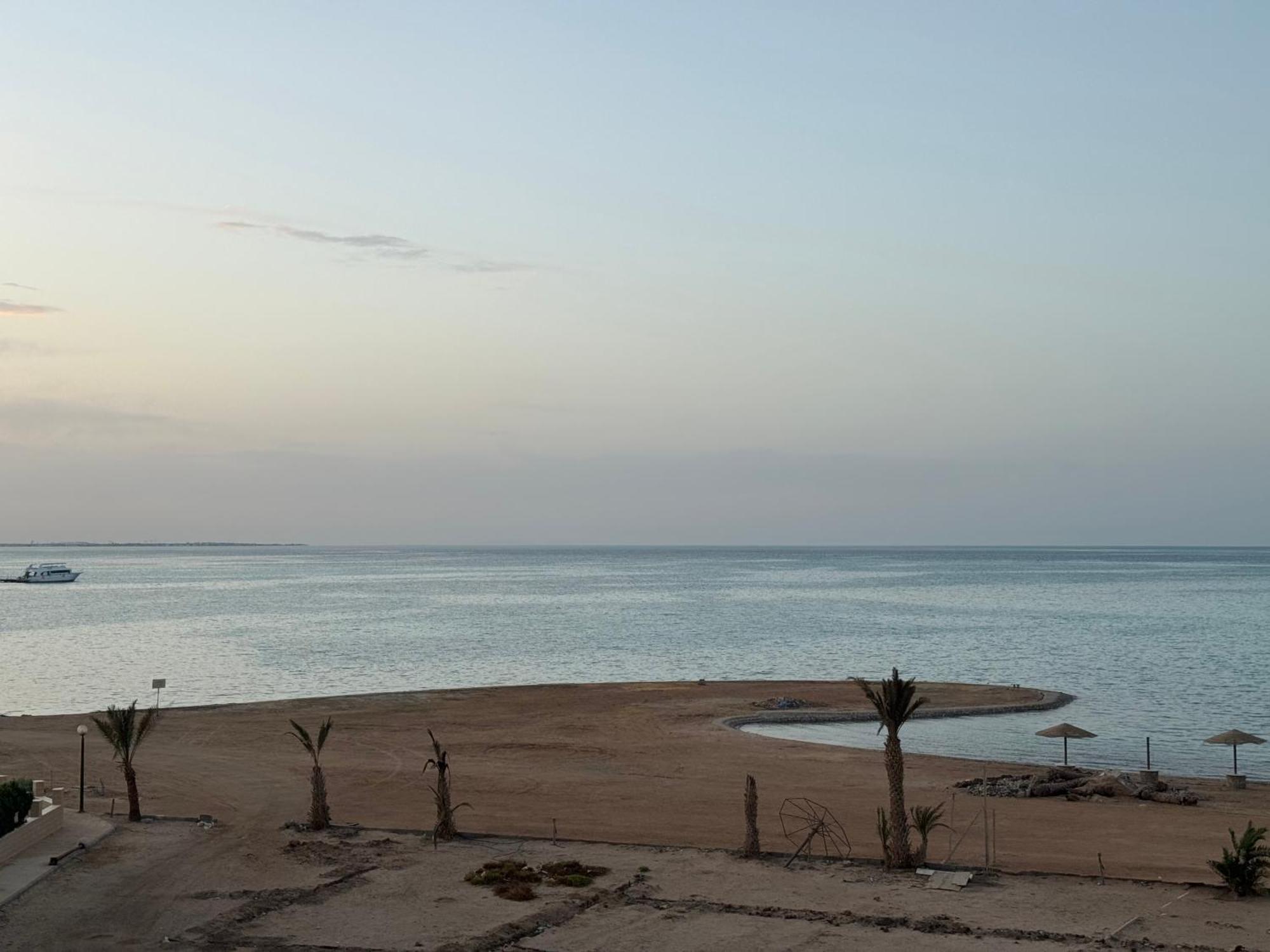 Anna & Snake * Hurghada